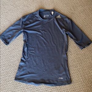 New Adidas techfit Climalite shirt sleeve shirt